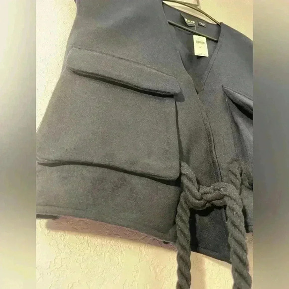 By ANTHROPOLOGIE Maeve Cropped Sweater Vest Boxy Academia Utility Navy Rope OS - Picture 9 of 12